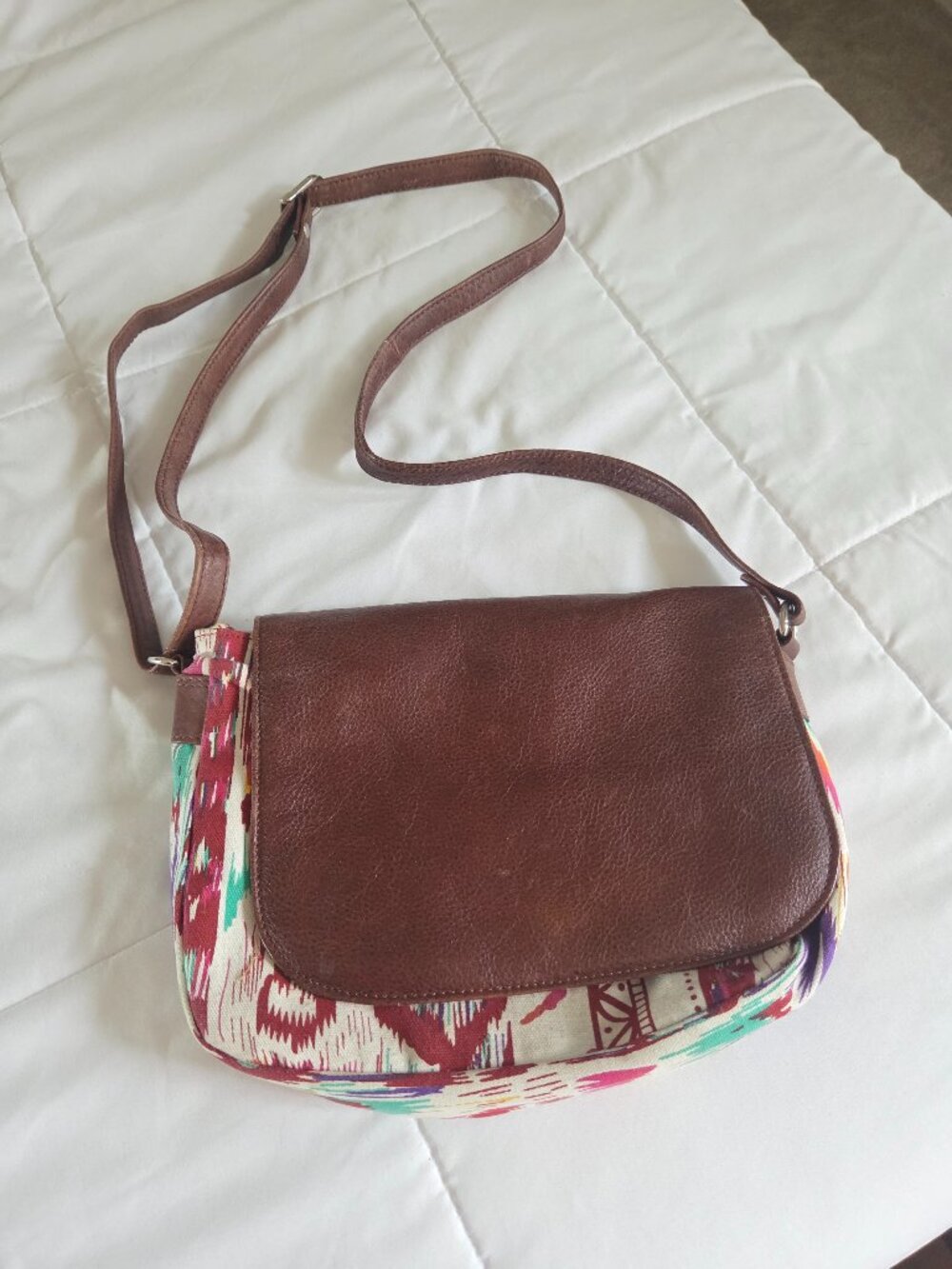Unbranded crossbody